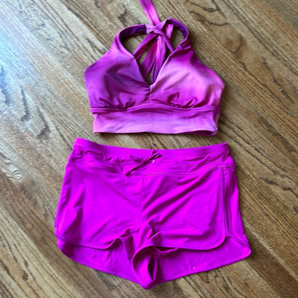 Athleta swim suit set size small NWT surge shorts EUC along line bikini top
